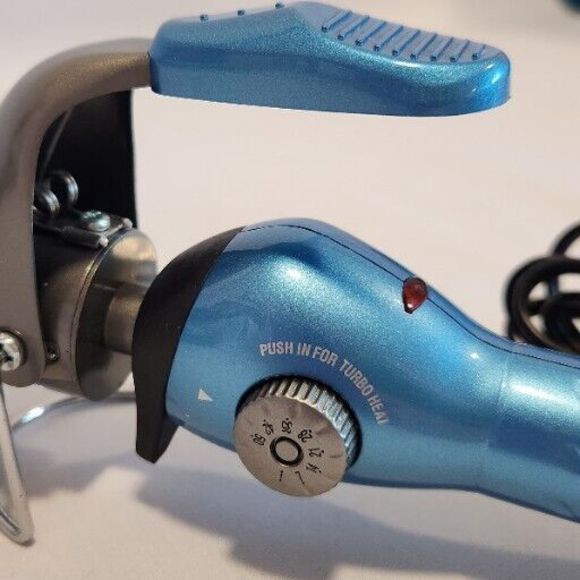 BaByliss PRO Curling Iron Spring Nano Titanium 1.25" Blue - Picture 7 of 8